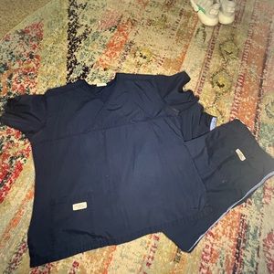 Womens scrubs. Size large. Urbane scrubs